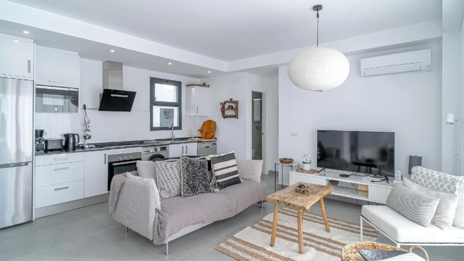 Ferienwohnung Fuer 4 Personen Ca 70 Qm In Nerja, Andalusien Costa Del Sol 0*, Nerja